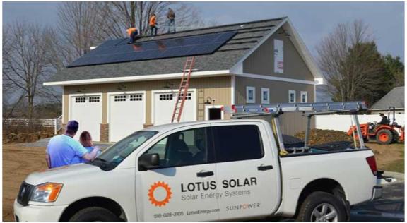 truckbanner Lotus Solar